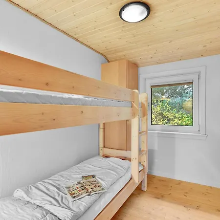 Casa de Férias Four-bedroom In Ulfborg
