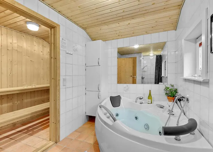 Four-bedroom In Дом отдыха